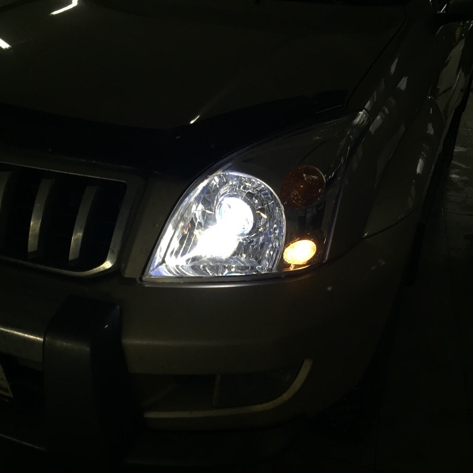 prado 120 bi led lens